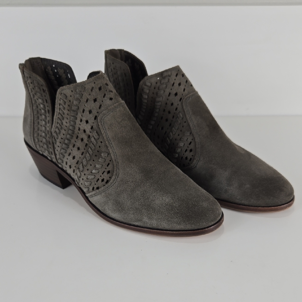 Vince Camuto Prasata Suede Leather Bootie Gray Size 8 - Picture 2 of 10